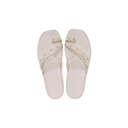 color:Almond Tint alt:ALT120